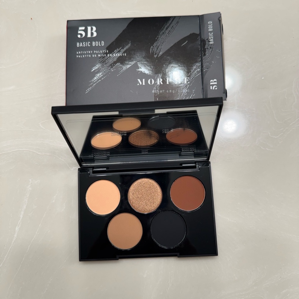 Morphe 5B Basic Bold Eyeshadow Palette - Neutral Tones